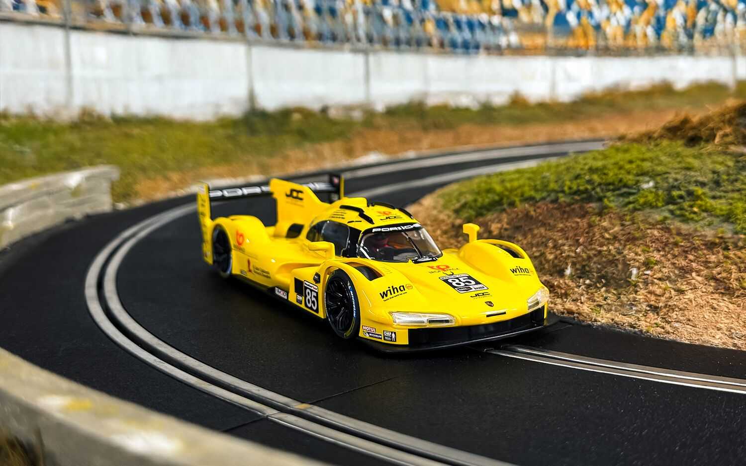 SCALEXTRIC C4653 - Porsche 963 - Daytona 2025 - JDC Miller MotorSports (1:32)