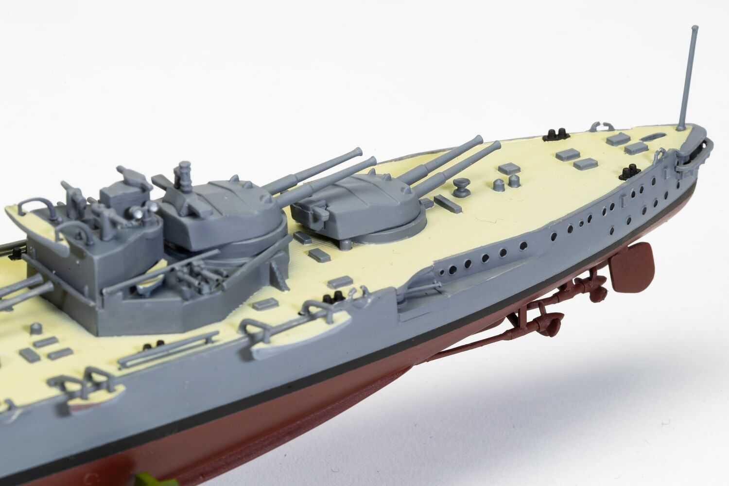 HMS Iron Duke (Airfix 1:600)