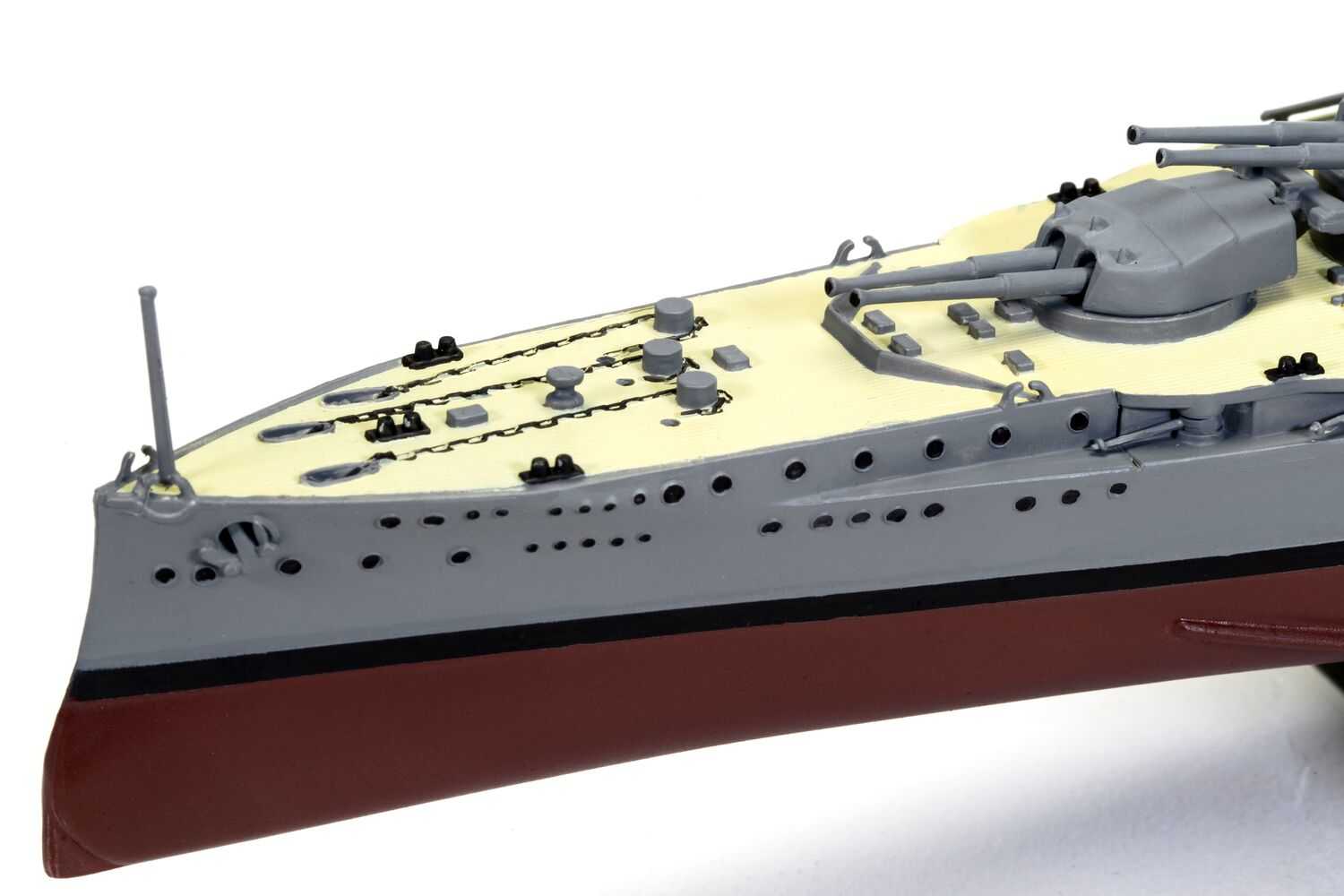 HMS Iron Duke (Airfix 1:600)
