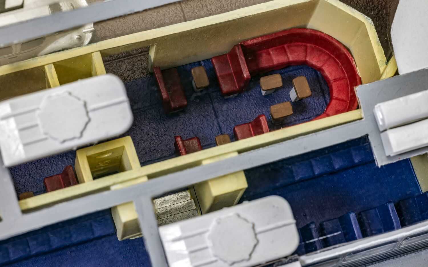 Vznášedlo SR.N4 Hovercraft (1:144)