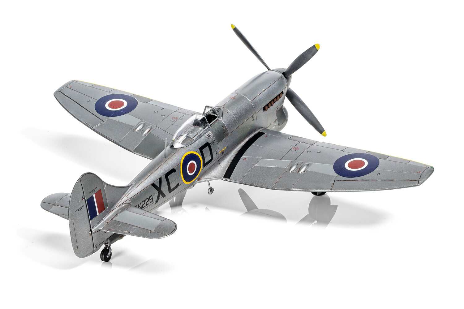 Hawker Tempest Mk.V Post War (Airfix 1:72)