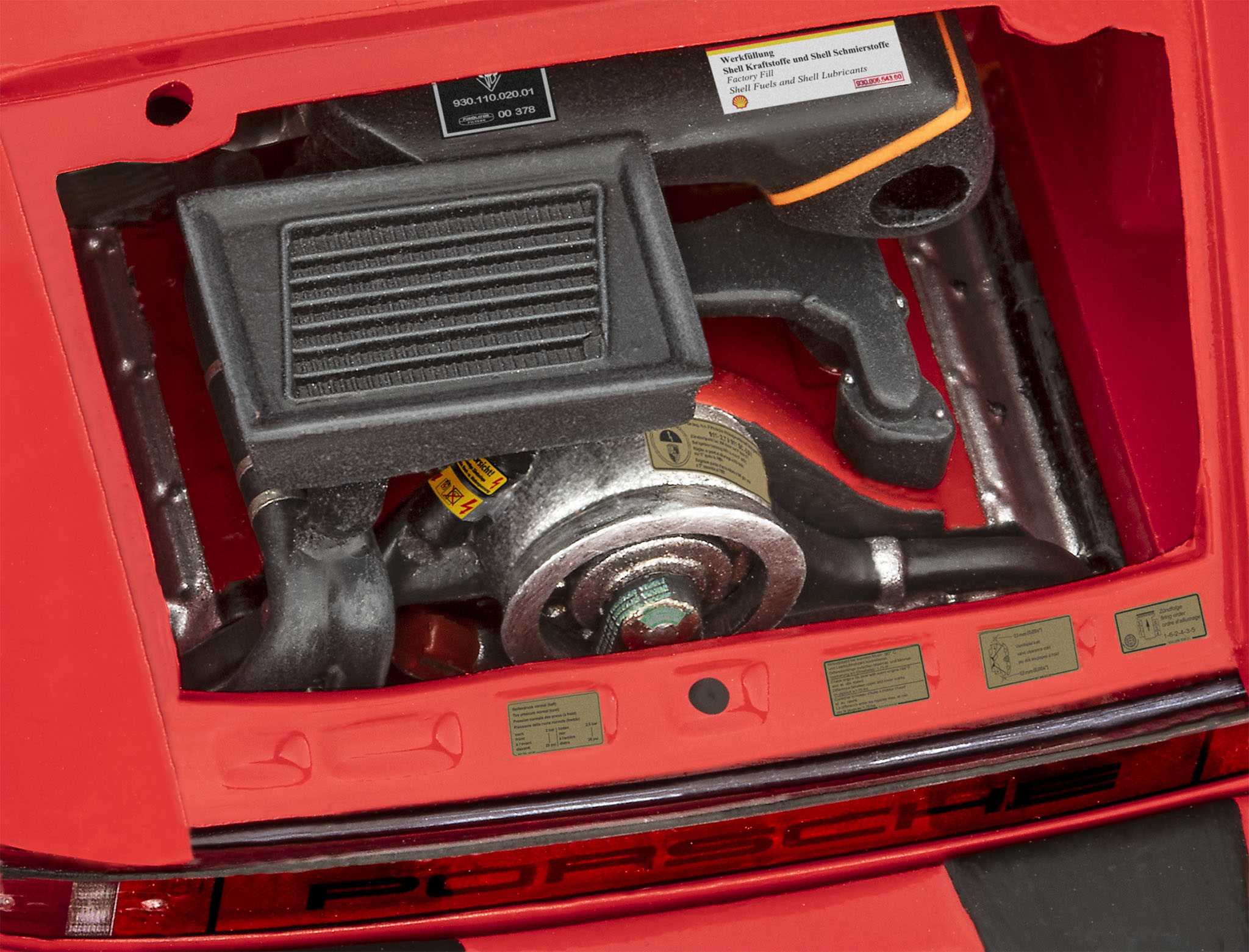 Set Porsche 911 Turbo (50th Anniversary) (1:24)