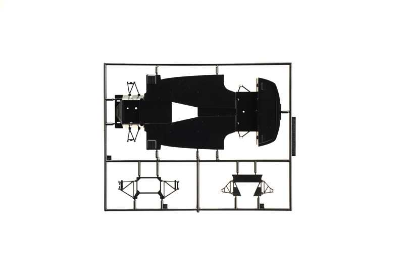Lamborghini Murciélago (1:24)