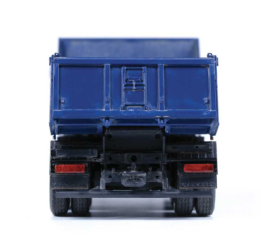 Kamaz Dump Truck (Zvezda 1:43)