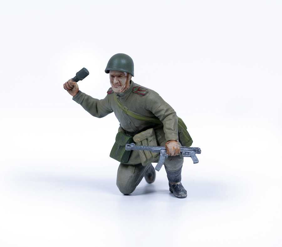 Soviet Infantry Berlin 1945 (Zvezda 1:35)
