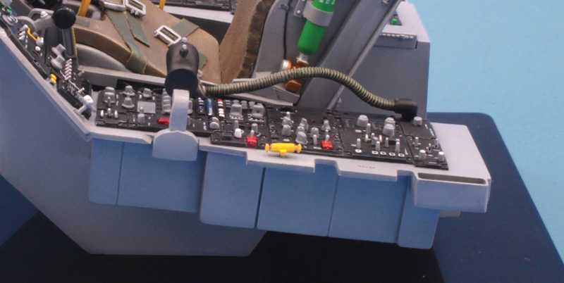 F-16 Cockpit (Italeri 1:12)