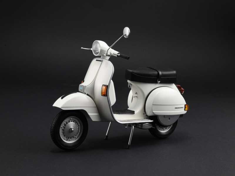 Vespa PX 125/150 1978 (1:9)