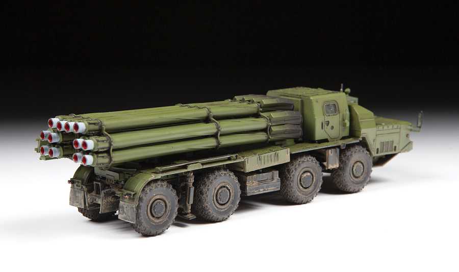 Multiple Rocket launch system "SMERCH" (Zvezda 1:72)