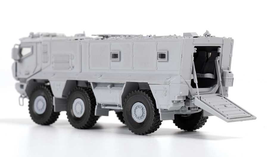 Typhoon-K Russian armoured vehicle (Zvezda 1:72)