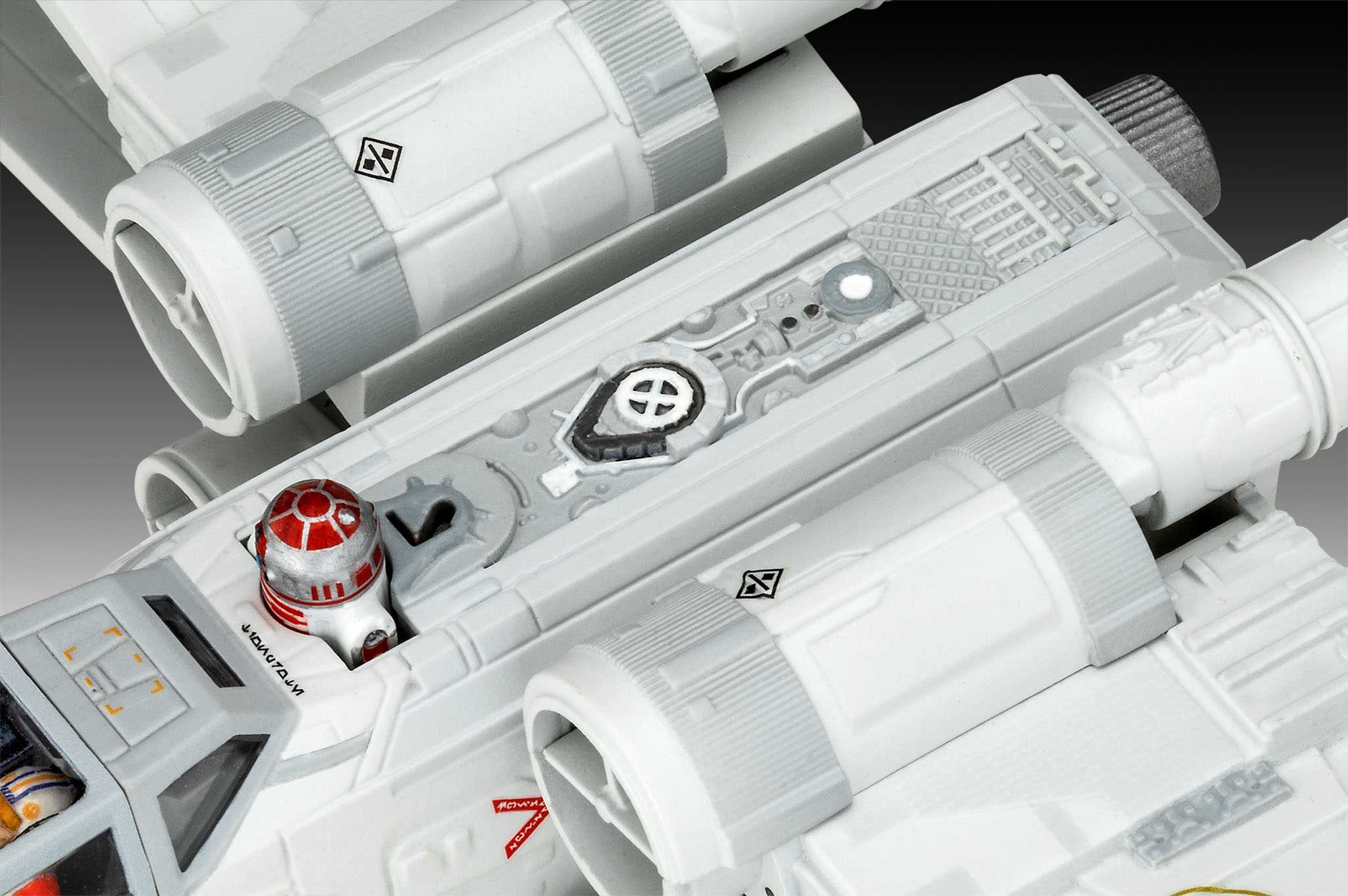 The Mandalorian: X-Wing Fighter (1:57)