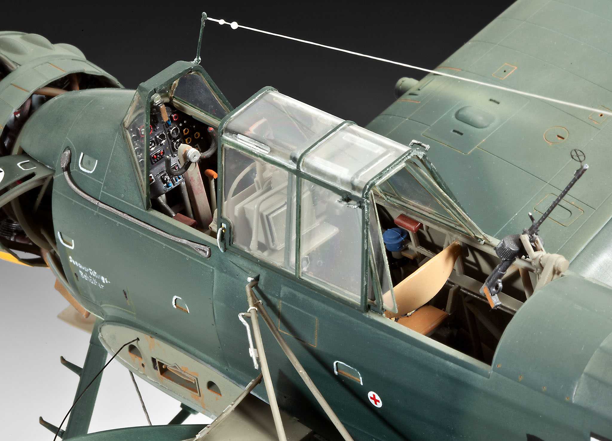 Arado Ar196A-3 Seaplane (1:32)