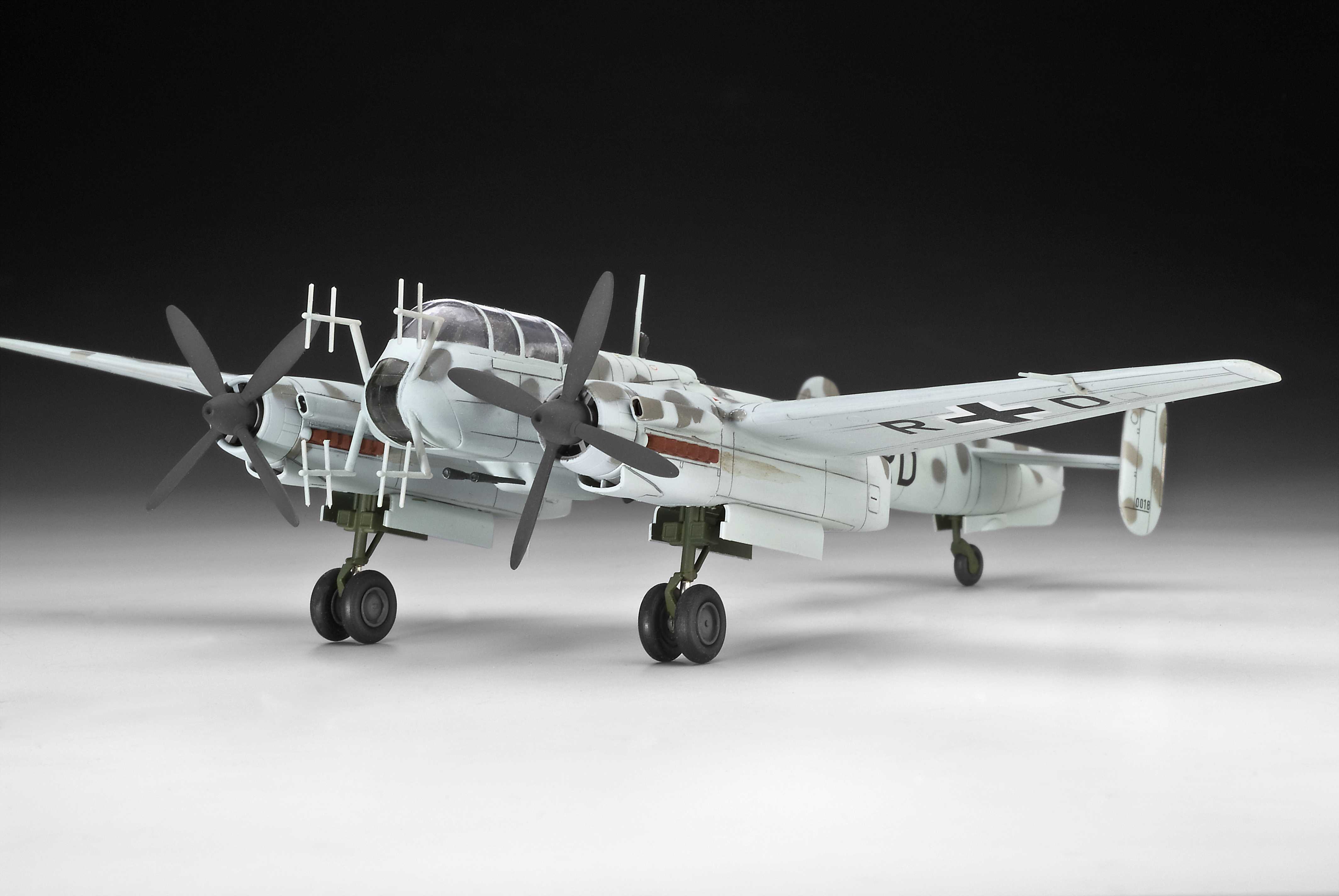 Arado AR-240 (Revell 1:72)