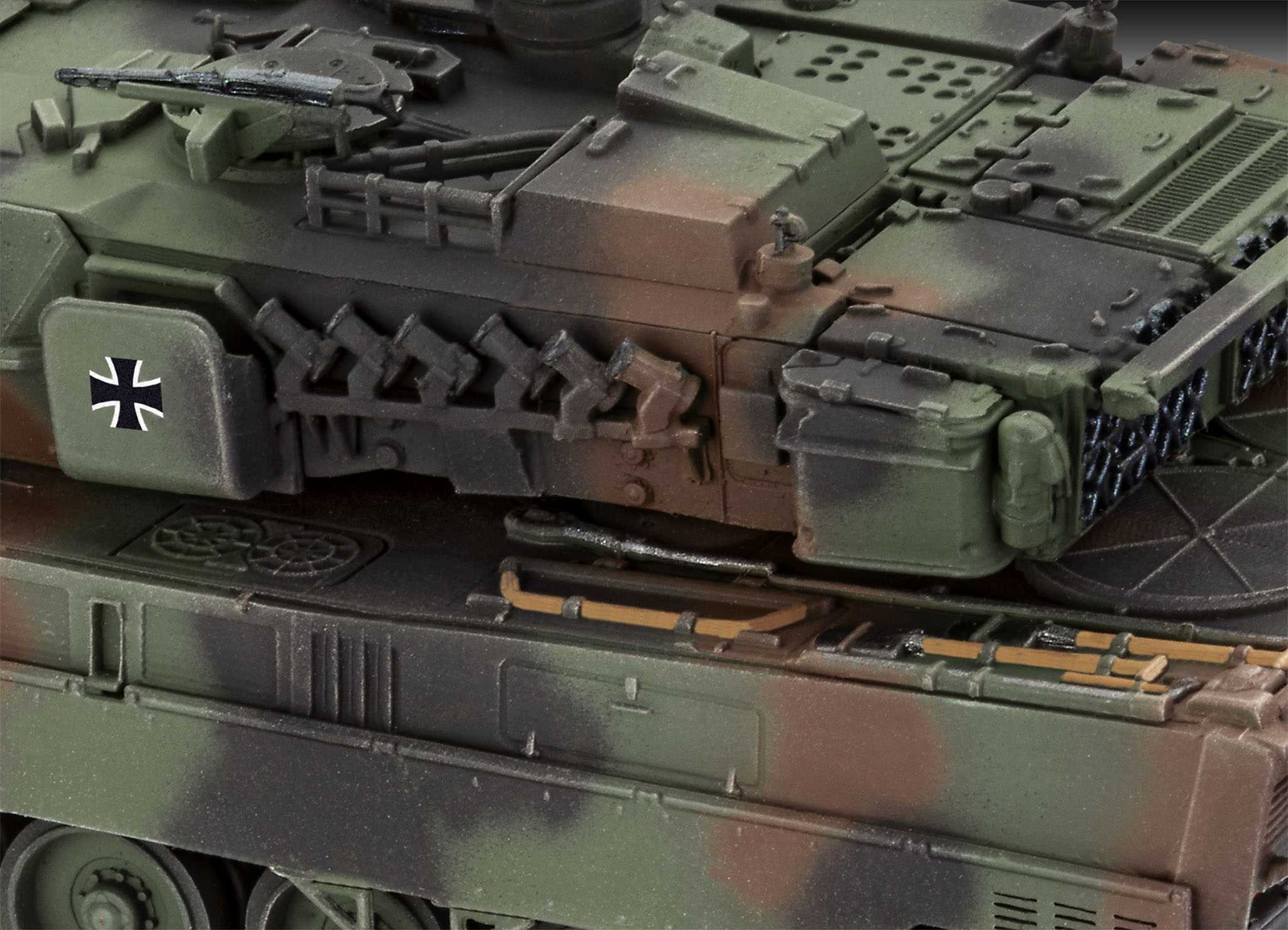 Leopard 2 A7V (Revell 1:72)