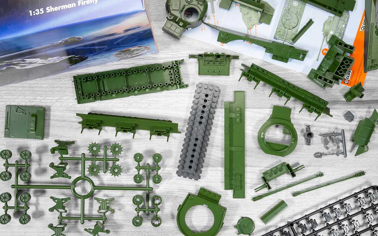 Quick Build tank J6042 - Sherman Firefly (1:35)