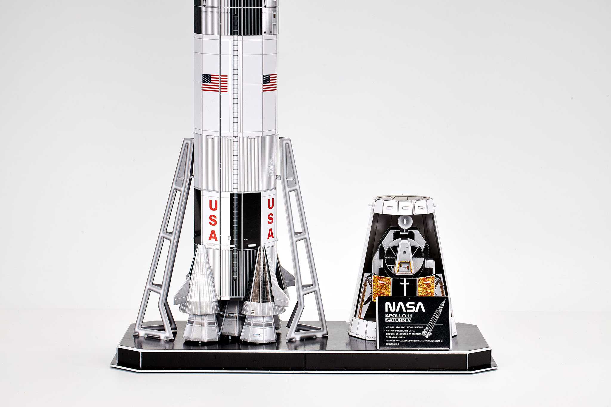 3D Puzzle REVELL 00250 - Apollo 11 Saturn V