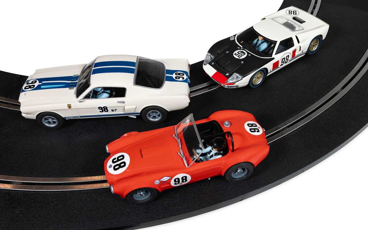 Autíčka GT SCALEXTRIC C4619A - Ken Miles Triple Pack (1:32)