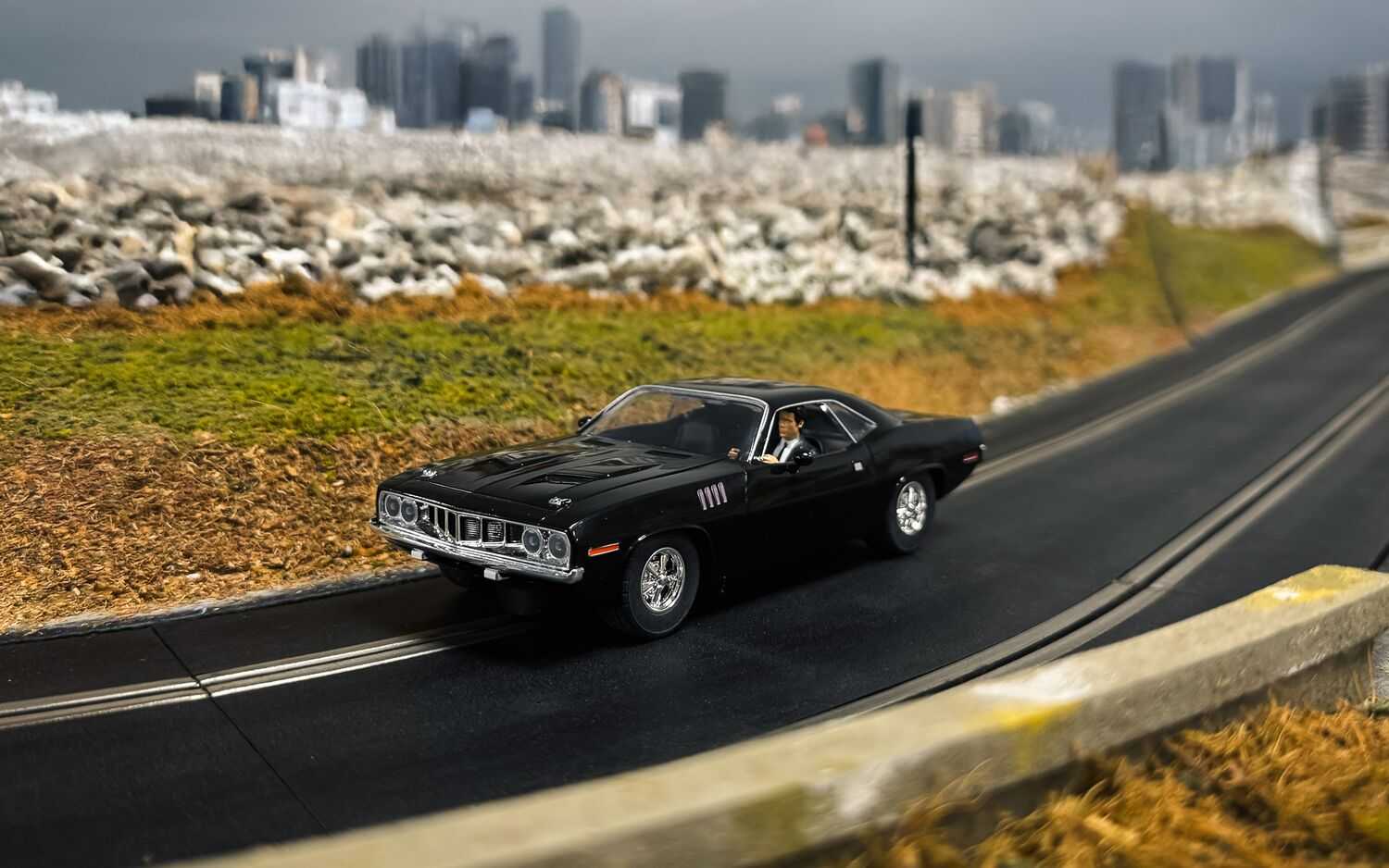 Autíčko Film & TV SCALEXTRIC C4595 - John Wick Plymouth Barracuda - John Wick Chapter 4 (1:32)