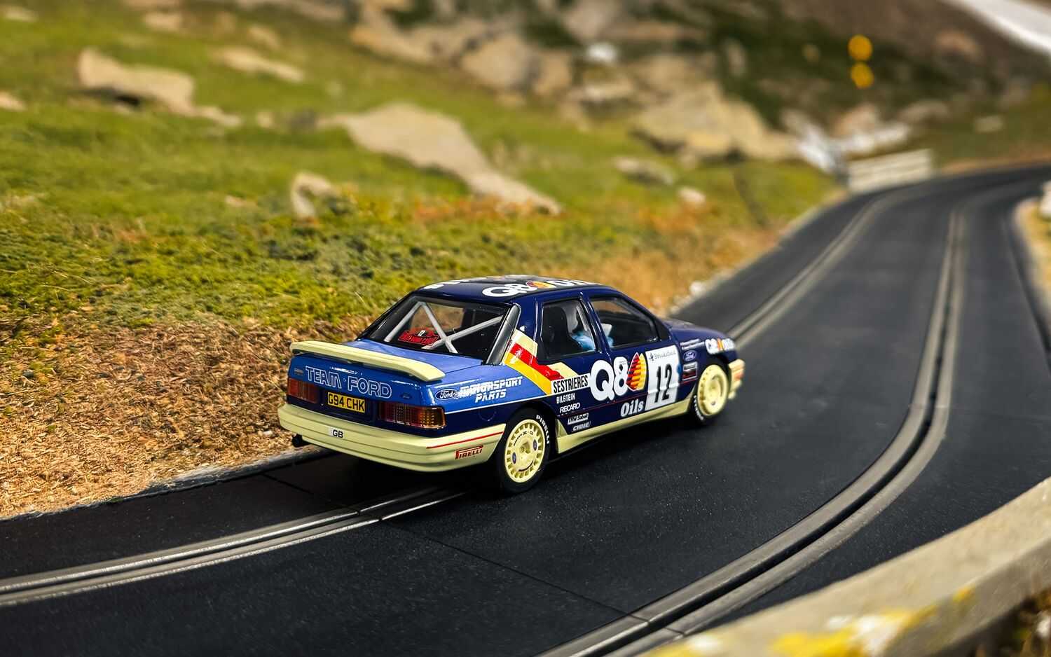 Autíčko Rally SCALEXTRIC C4607 - Ford Sierra Sapphire Cosworth - 1991 Monte Carlo Rally - Francois Delecour (1:32)