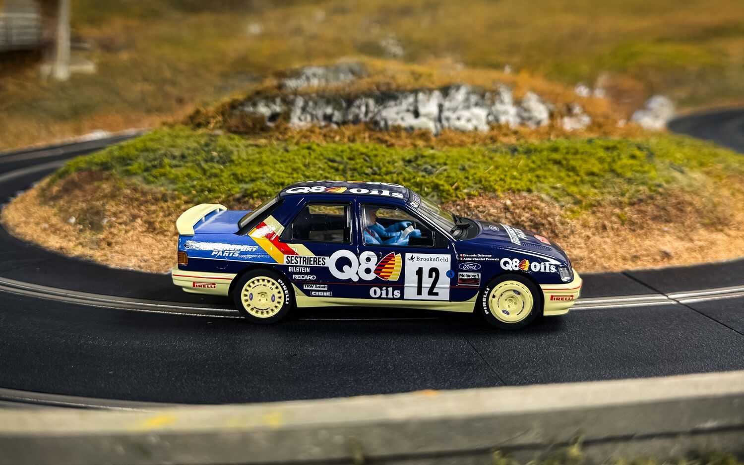 Autíčko Rally SCALEXTRIC C4607 - Ford Sierra Sapphire Cosworth - 1991 Monte Carlo Rally - Francois Delecour (1:32)