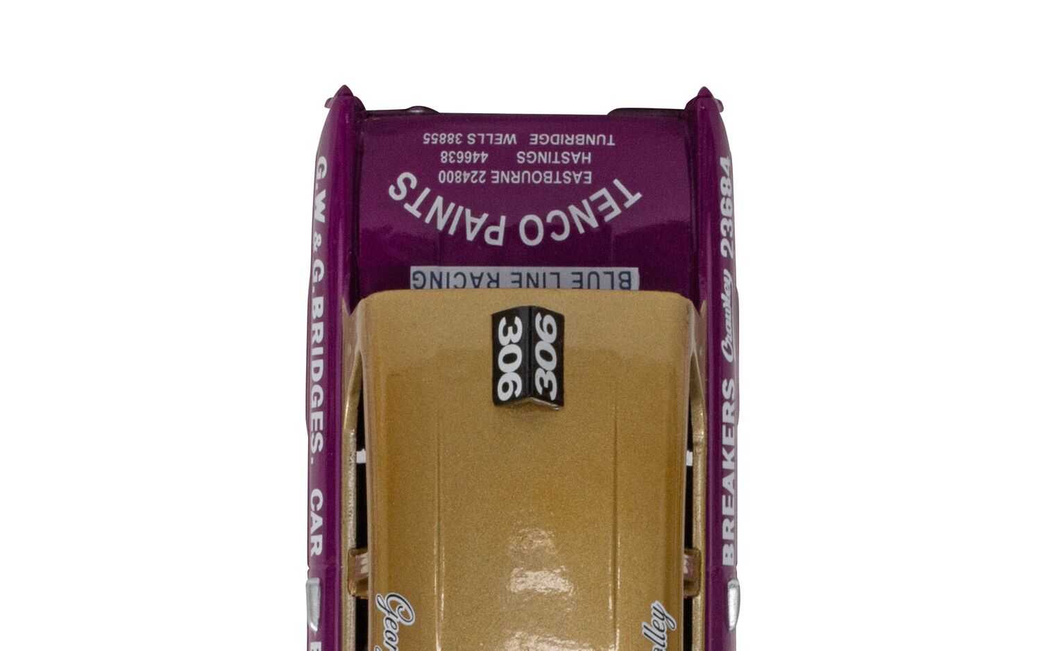 Autíčko Touring SCALEXTRIC C4584 - Ford Anglia 105e George Polley 306 (1:32)