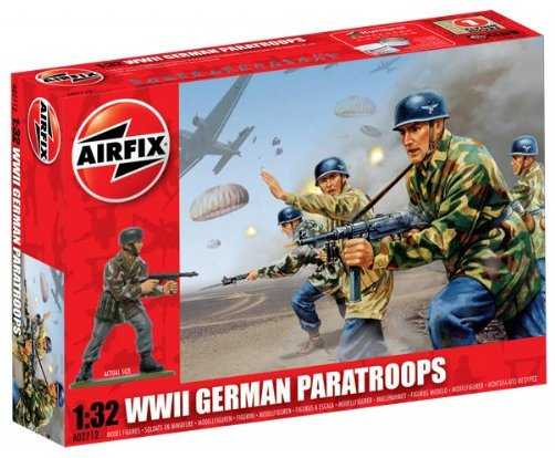 Classic Kit VINTAGE figurky A02712V - WWII German Paratroops (1:32)