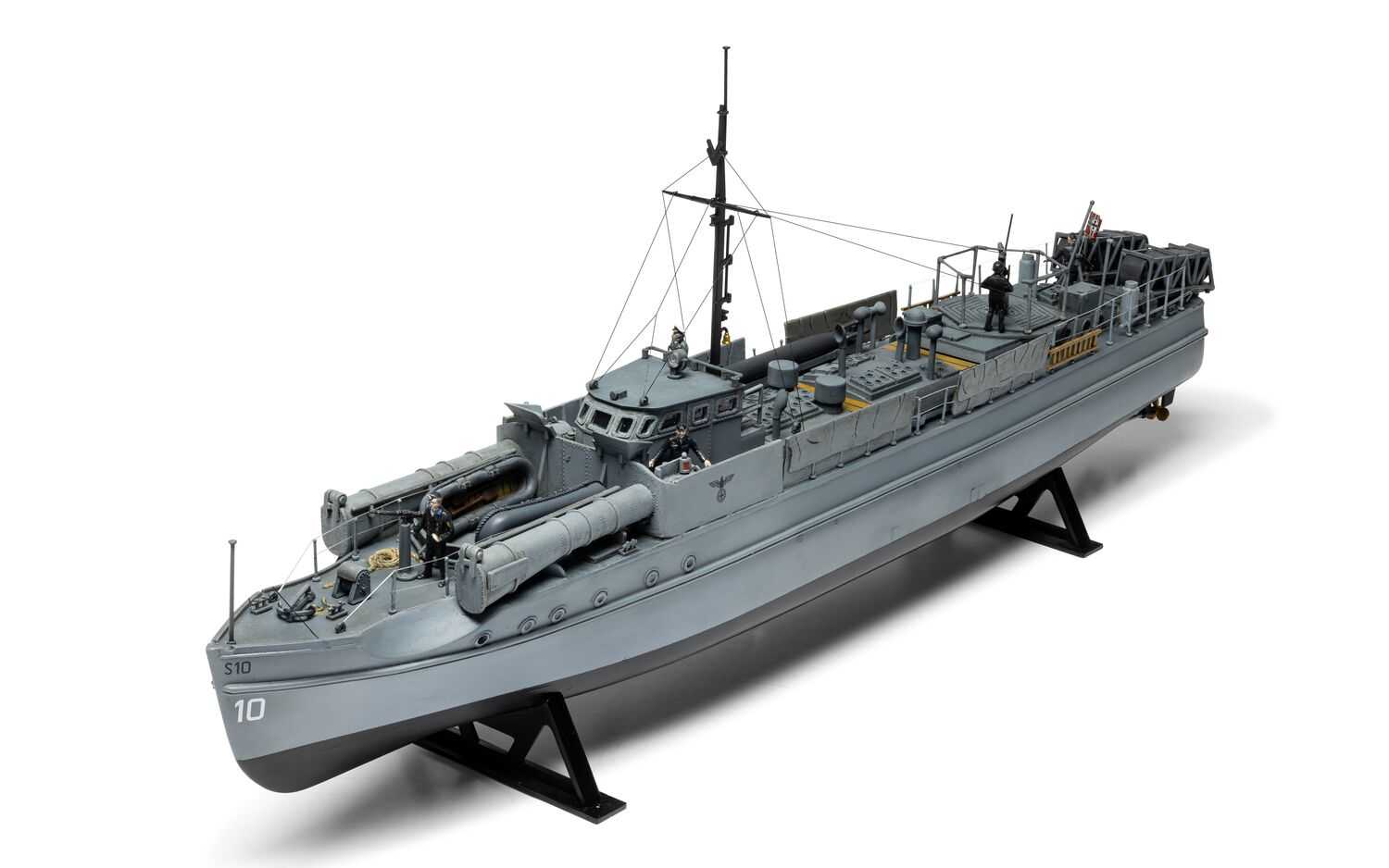 Classic Kit VINTAGE loď A10280V - German E-Boat (1:72)