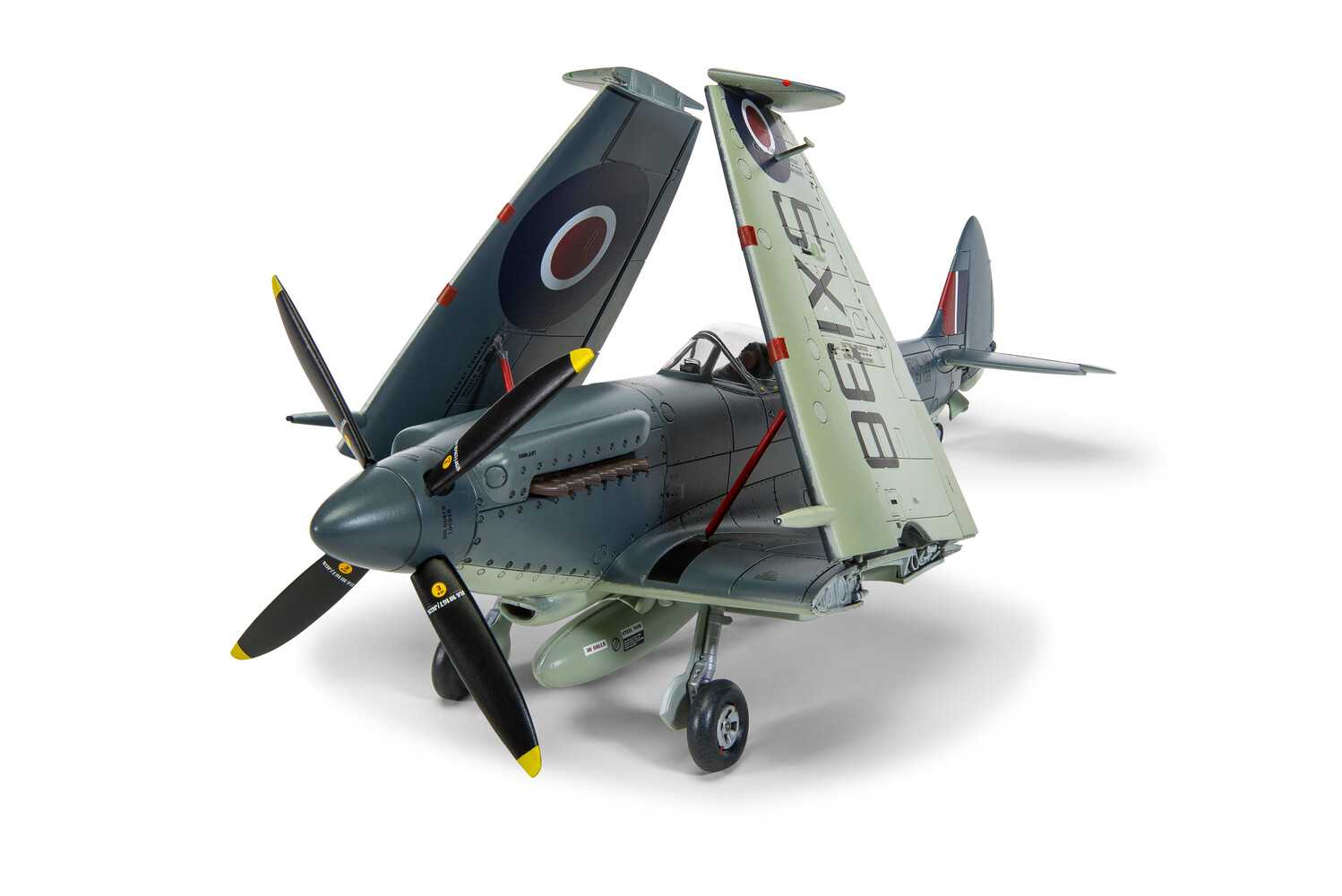 Classic Kit letadlo A06102A - Supermarine Seafire F.XVII (1:48)
