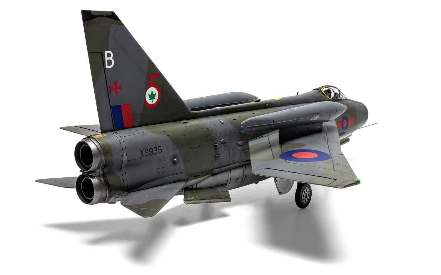 Classic Kit letadlo A09178A - English Electric Lightning F.6 (1:48)