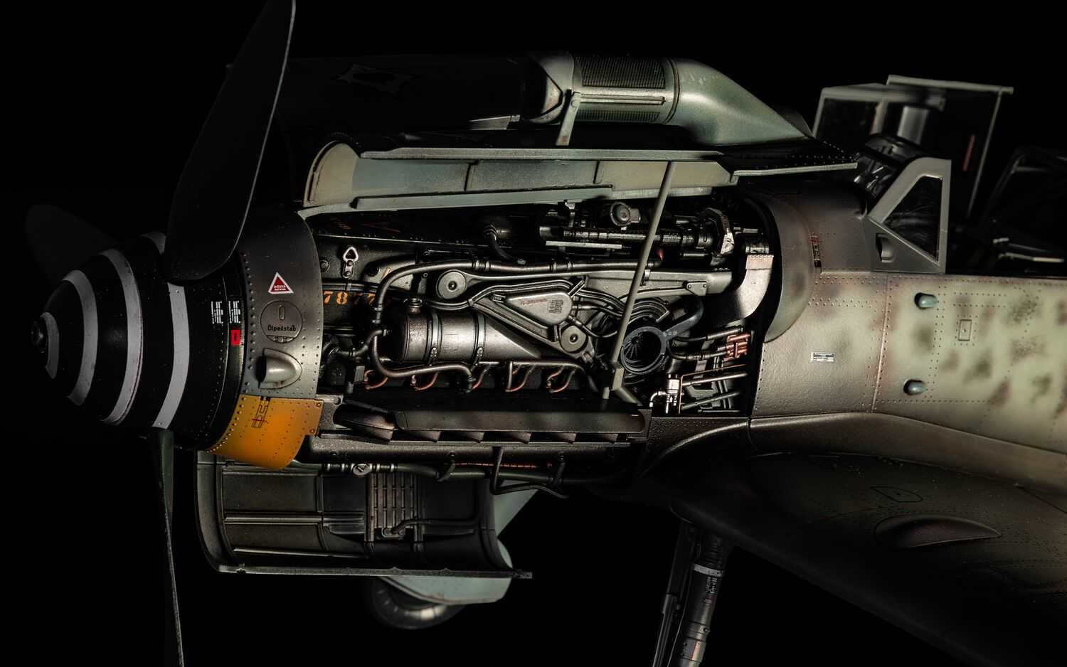 Classic Kit letadlo A17003 - Messerschmitt Bf109G-5/G-6 (1:24)