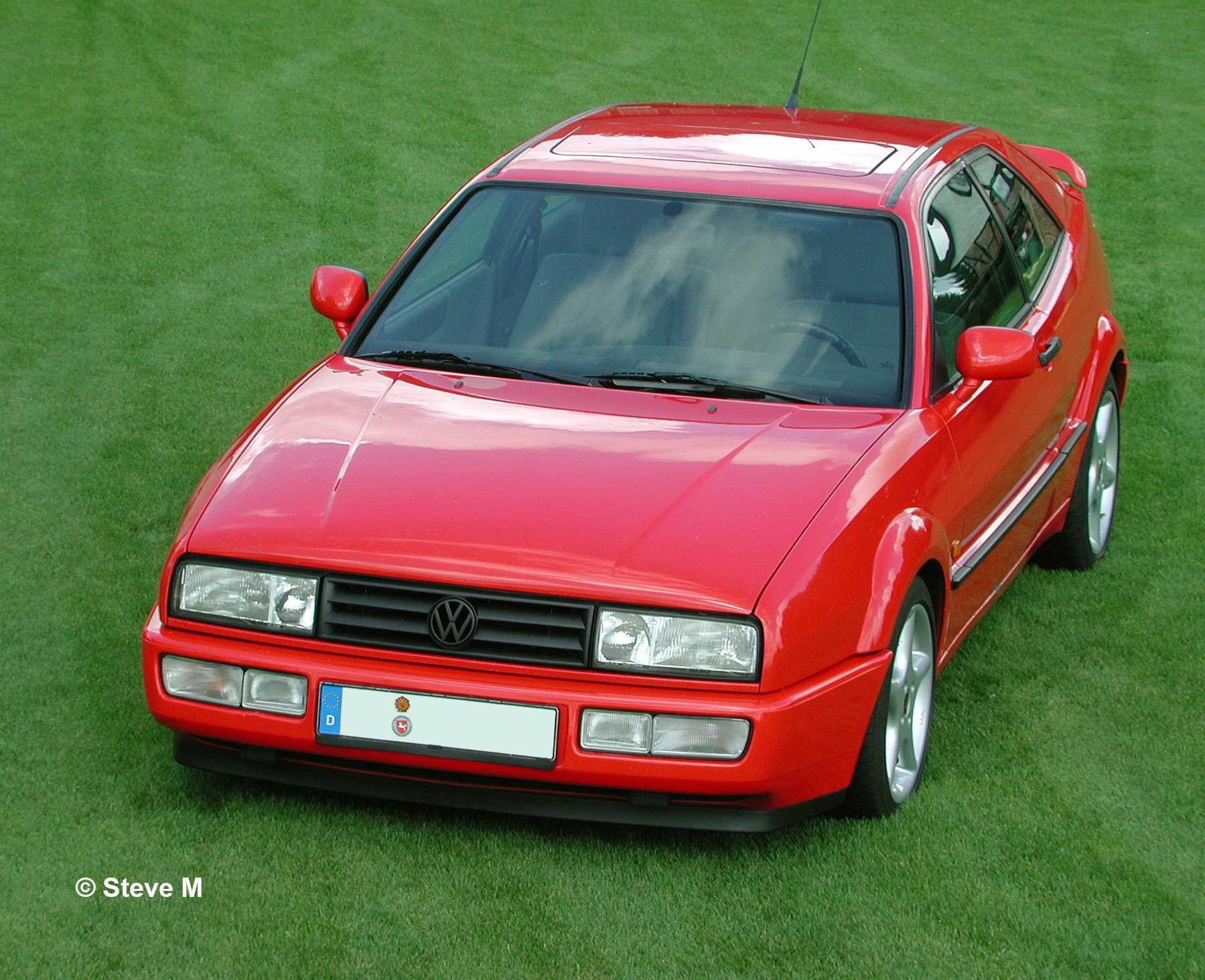 Gift-Set auto 05666 - 35 Years "VW Corrado“ (1:24)