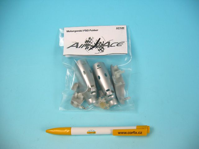 Kryt motoru L/R (F50/E2) 15-1659