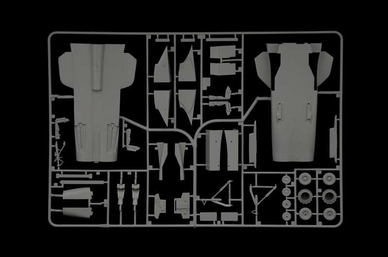 Model Kit War Thunder letadlo 35107 - Tornado GR.1/IDS (1:48)