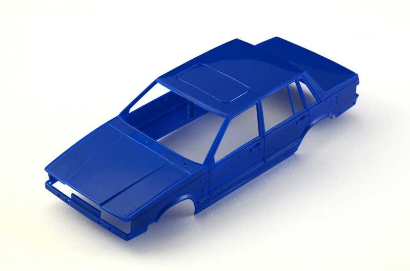 Model Kit auto 3623 - Volvo 760 GLE (1:24)