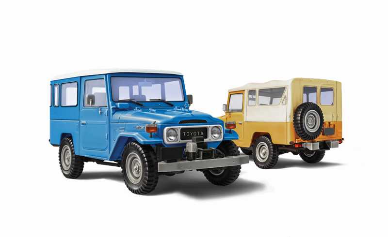 Model Kit auto 3630 - Toyota Land Cruiser BJ-44 Soft/Hard Top (1:24)