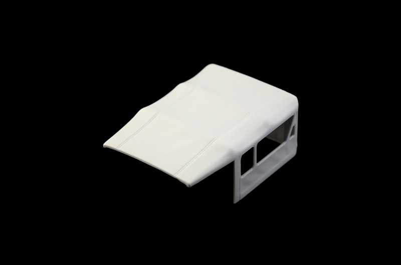 Model Kit auto 3630 - Toyota Land Cruiser BJ-44 Soft/Hard Top (1:24)