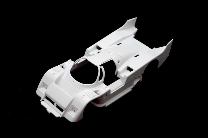 Model Kit auto 3641 - Lancia LC2 (1:24)