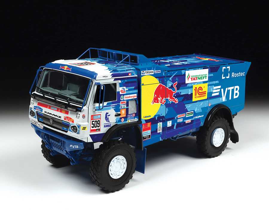 Model Kit auto 3657 - Kamaz rallye truck (1:35)