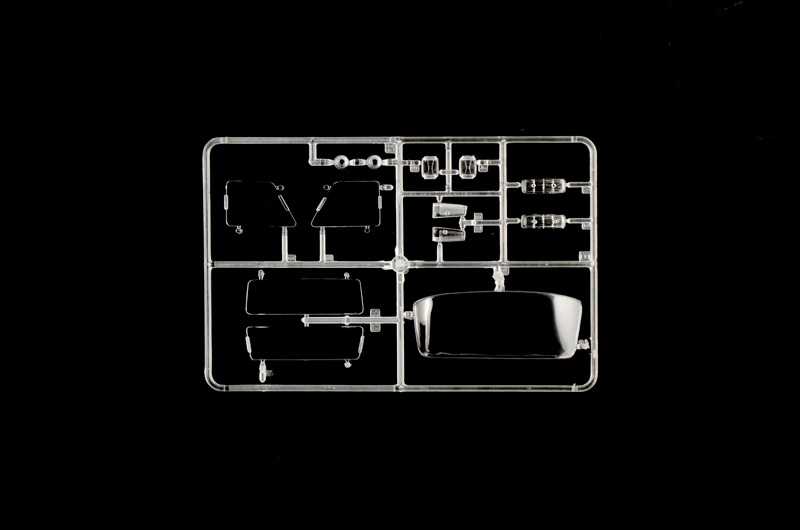 Model Kit auto 3975 - Ford Tranzit "Italeri" (1:24)