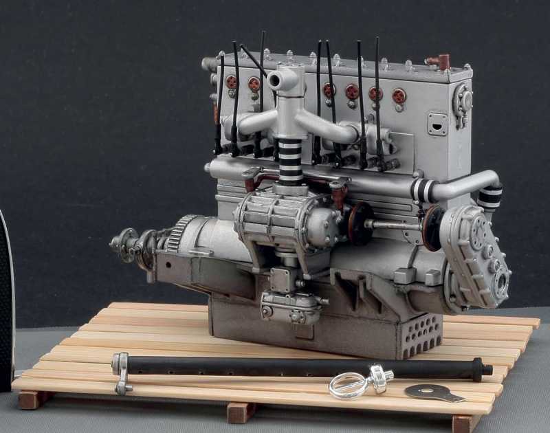 Model Kit auto 4713 - Bugatti 35 B Roadster (1:12)