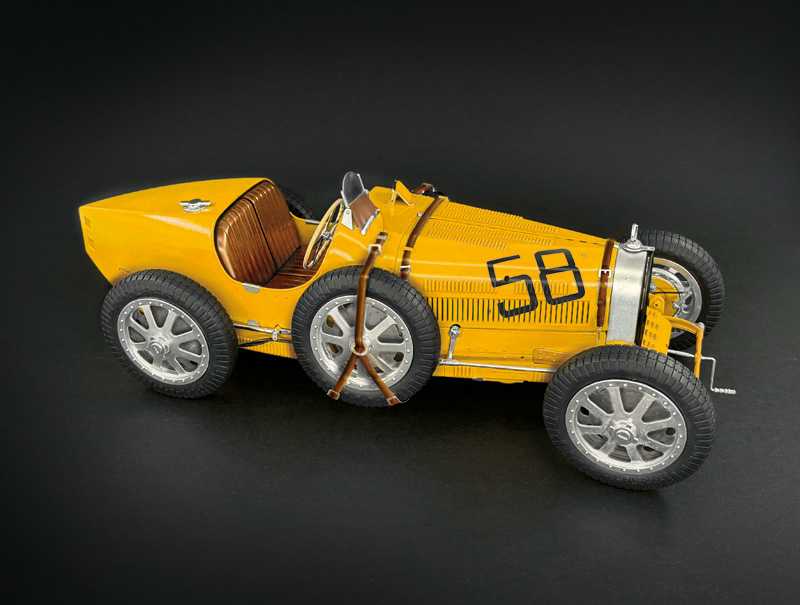 Model Kit auto 4716 - Bugatti T35B Targa F./GP Monaco (1:12)
