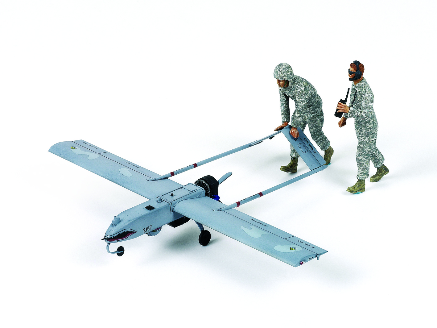 Model Kit letadlo 12117 - U.S.ARMY RQ-7B UAV (1:35)