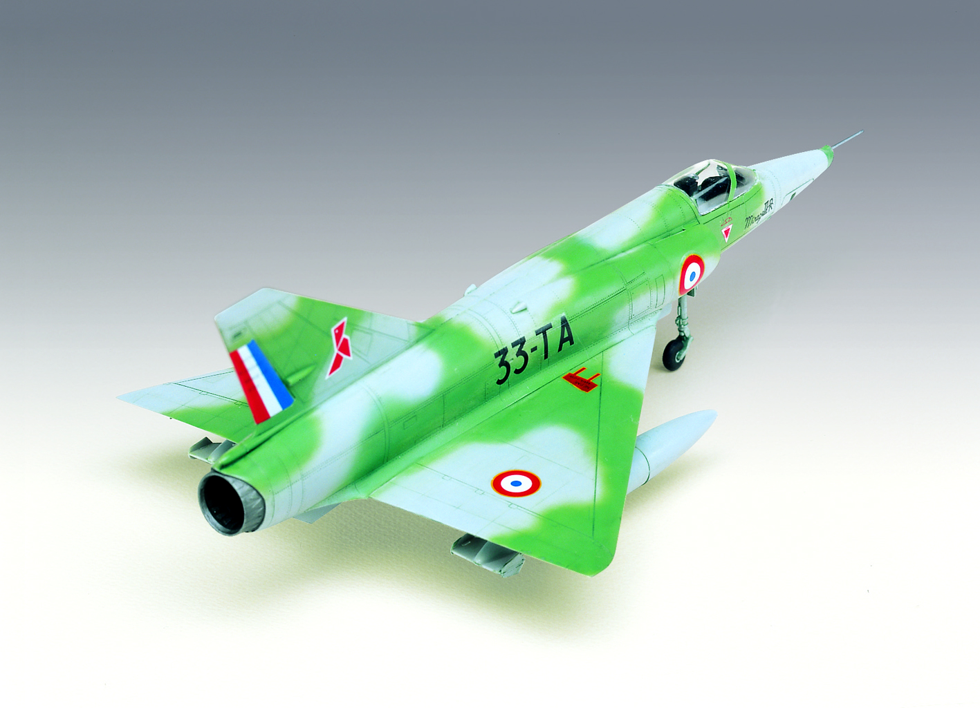 Model Kit letadlo 12248 - MIRAGE III R FIGHTER (1:48)