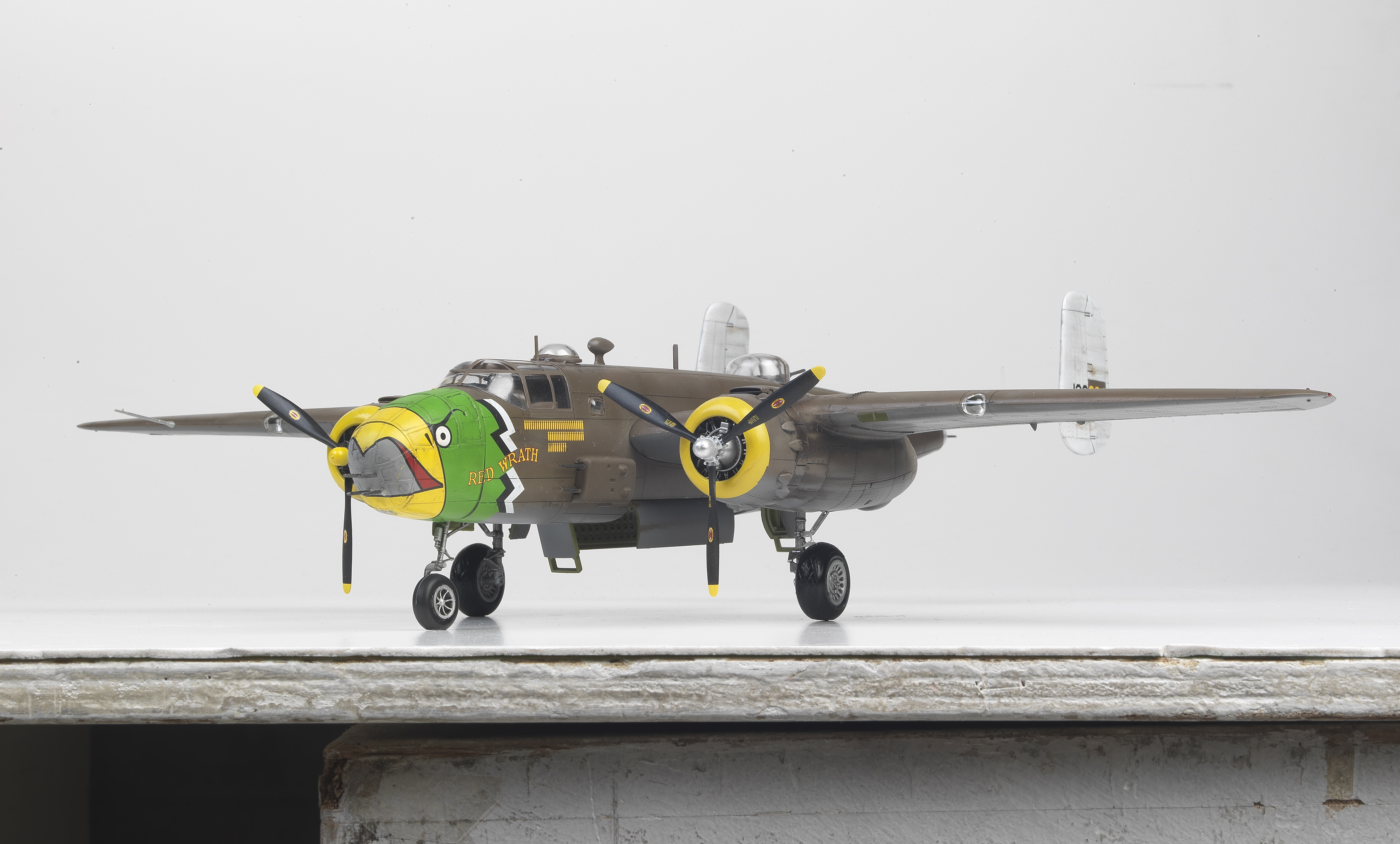 Model Kit letadlo 12328 - USAAF B-25D "Pacific Theatre" (1:48)