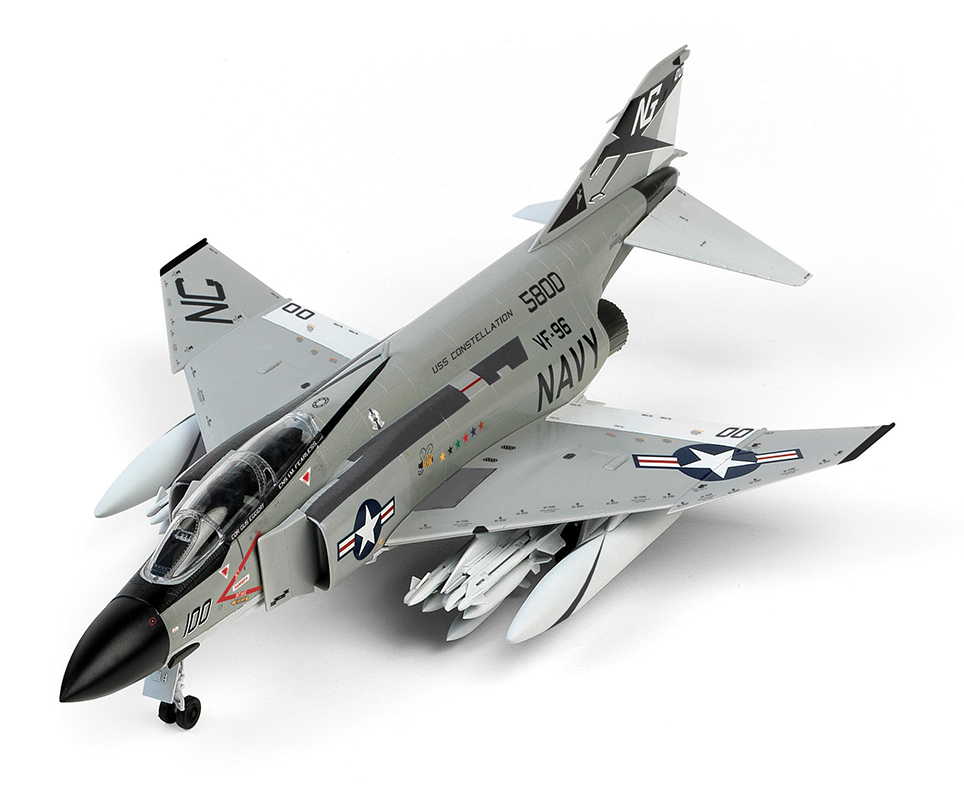 Model Kit letadlo 12515 - F-4J "SHOWTIME 100" MCP (1:72)