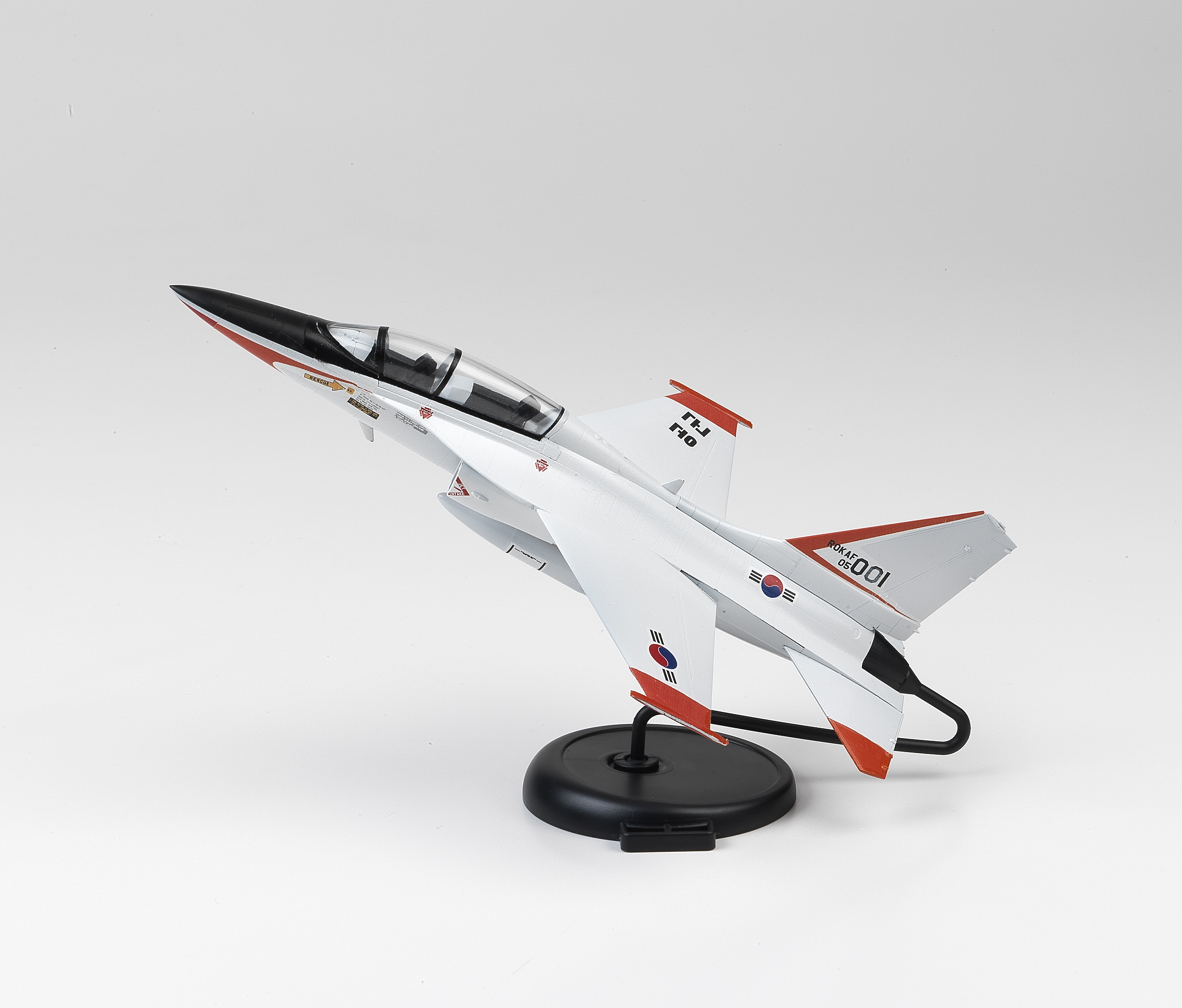 Model Kit letadlo 12519 - ROKAF T-50 ADVANCED TRAINER MCP (1:72)
