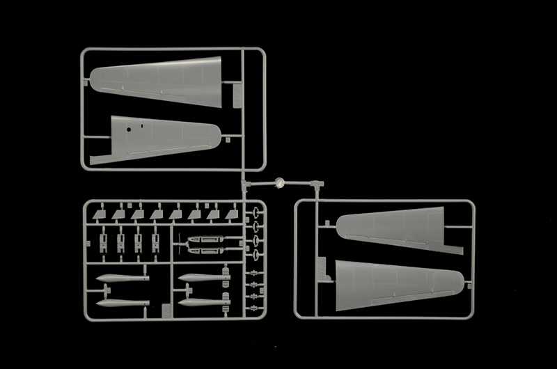 Model Kit letadlo 1488 - Do 217K with Fritz X (1:72)