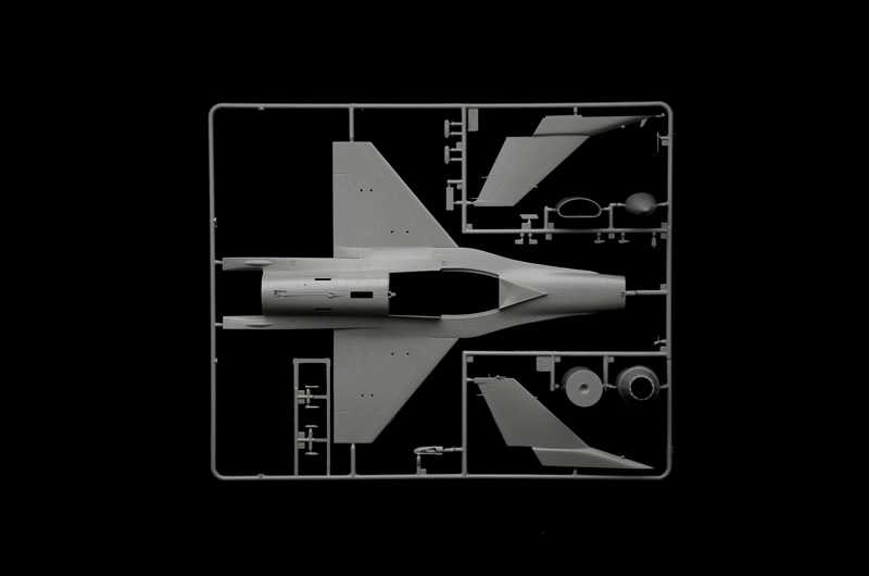 Model Kit letadlo 2825 - F-16C Fighting Falcon (1:48)