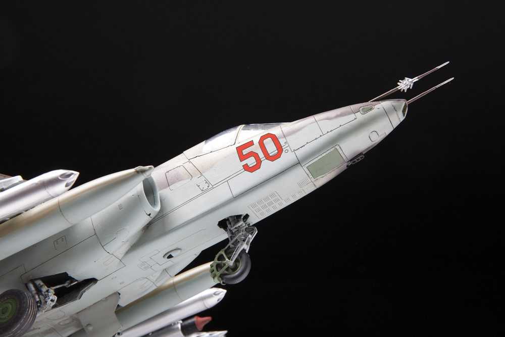 Model Kit letadlo 4807 - Sukhoi SU-25 "Frogfoot" (1:48)