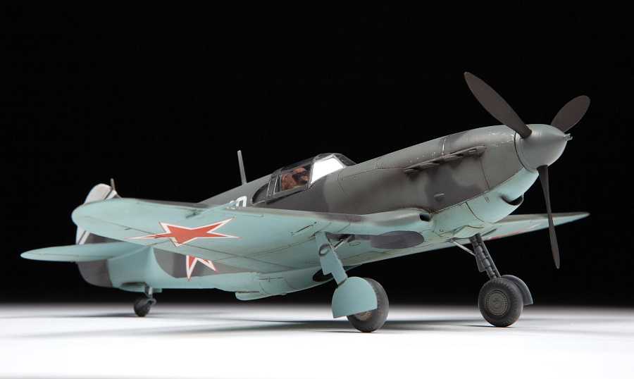 Model Kit letadlo 4833 - LaGG-3 Soviet WWII Fighter (1:48)