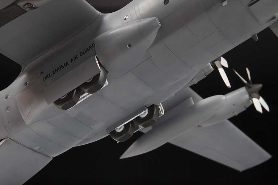 Model Kit letadlo 7321 - C-130 H Hercules (1:72)